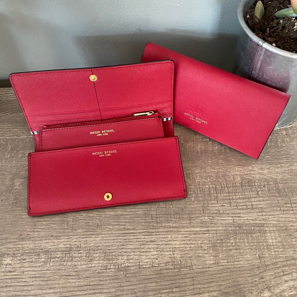 Henri Bendel wallet w/ insert and sunglasses case